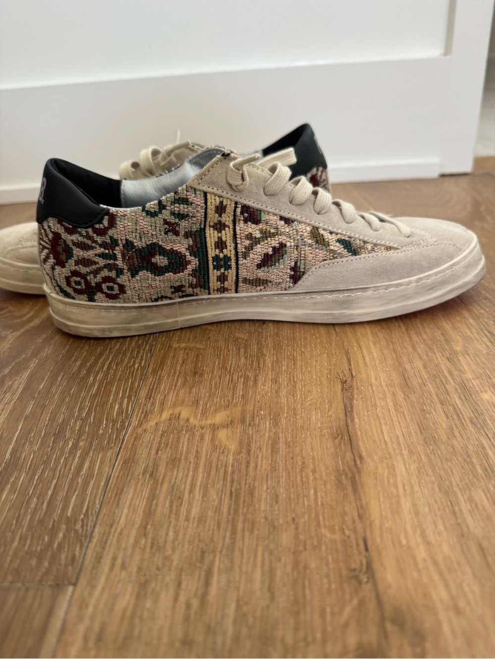 P448 John Babel Sneakers, size 40